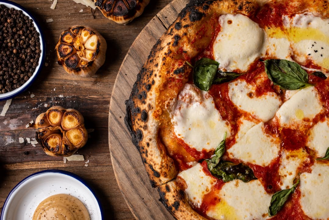 Pizza Margherita Napolitana