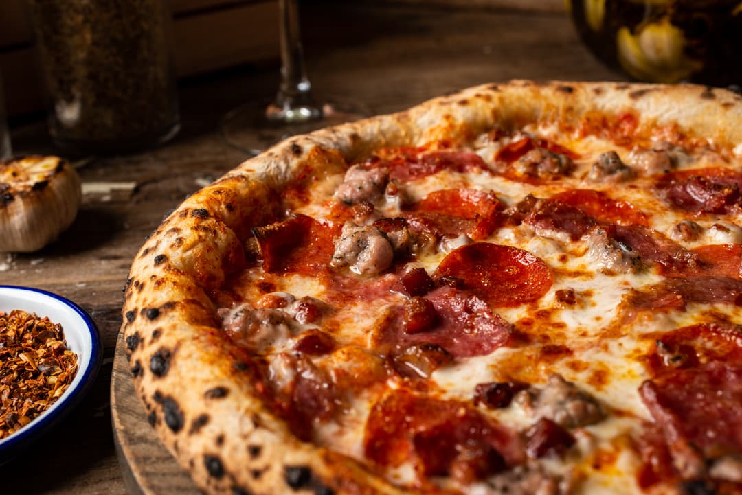 Pizza Carnivor